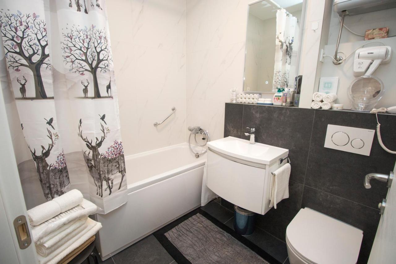 Apartman Gusar -Top Position, Close To The Center And The Beach, Fully Equipped โอมิช ภายนอก รูปภาพ