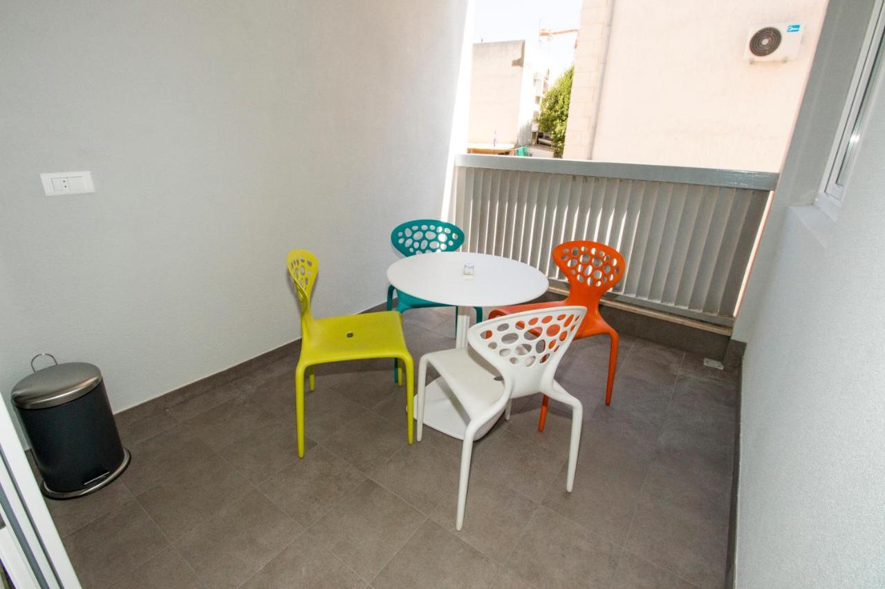 Apartman Gusar -Top Position, Close To The Center And The Beach, Fully Equipped โอมิช ภายนอก รูปภาพ