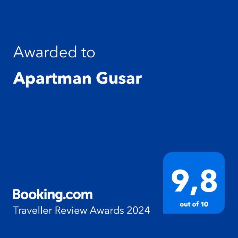 Apartman Gusar -Top Position, Close To The Center And The Beach, Fully Equipped โอมิช ภายนอก รูปภาพ